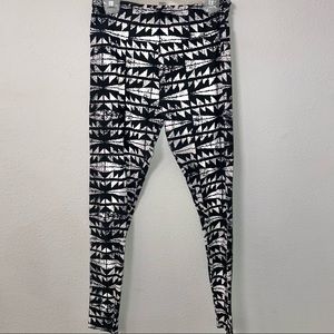 LuLaRoe Tall & Curvy leggings
